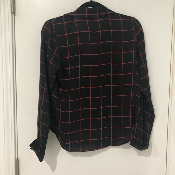 Black and Red Collar Button Light weight Blouse S - Picture 6 of 6